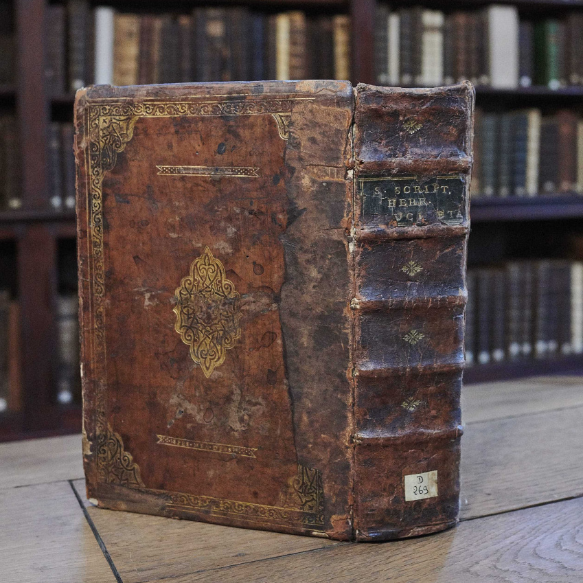 Livres anciens DBB 2458